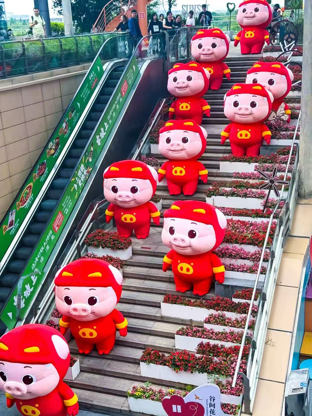 Mascot Factory | Custom Mascot Manufacturing & Wholesale Manufacturer